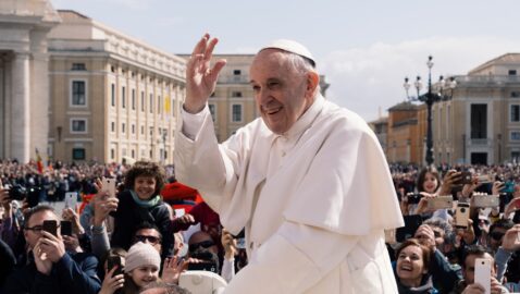 Папа Римский вакцинировался от коронавируса