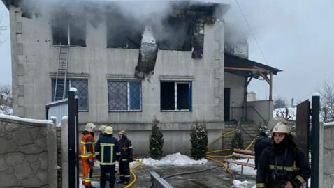 Зеленский поручил Авакову открыть уголовное дело по поводу пожара в доме престарелых в Харькове