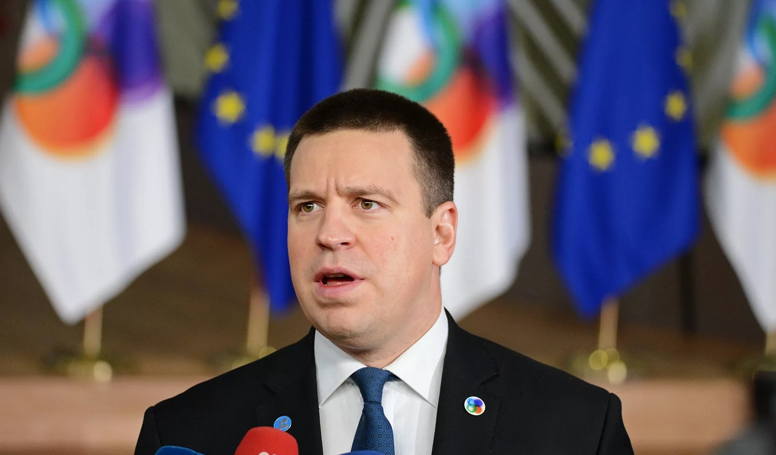 Премьер Эстонии объявил об отставке