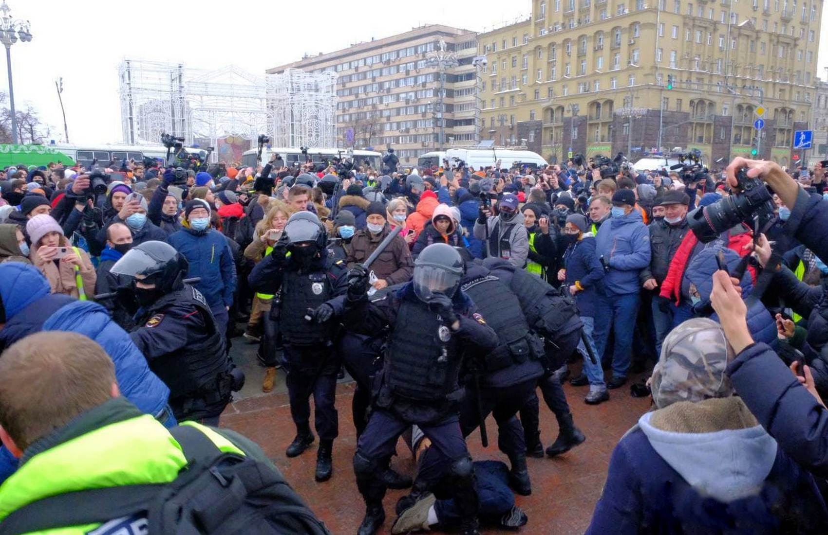 Сегодня свежие новости события что происходит. Митинг Навального 23 января 2021 Москва. Митинг Навального в Москве. Митинг 23 января Пушкинская площадь.