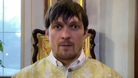 Александр Усик поздравил православных с Рождеством, видео
