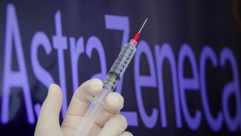 ЮАР останавливает вакцинацию AstraZeneca из-за ее низкой эффективности