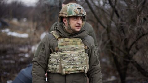 Зеленский отправил высшее военное руководство на Донбасс