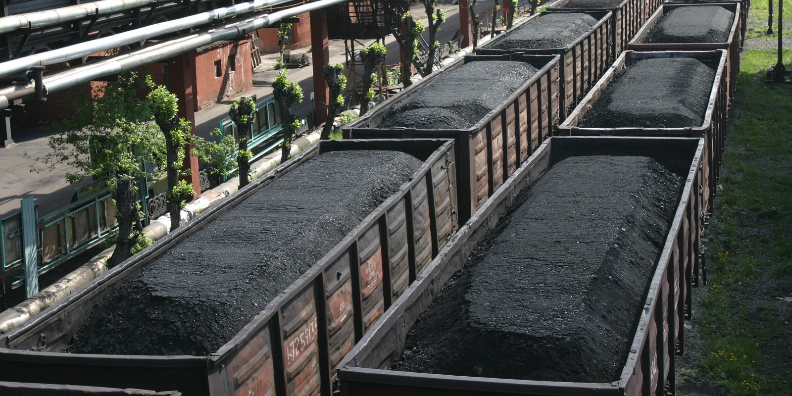 НКРЭКУ бьёт тревогу из-за критических запасов угля в Украине
