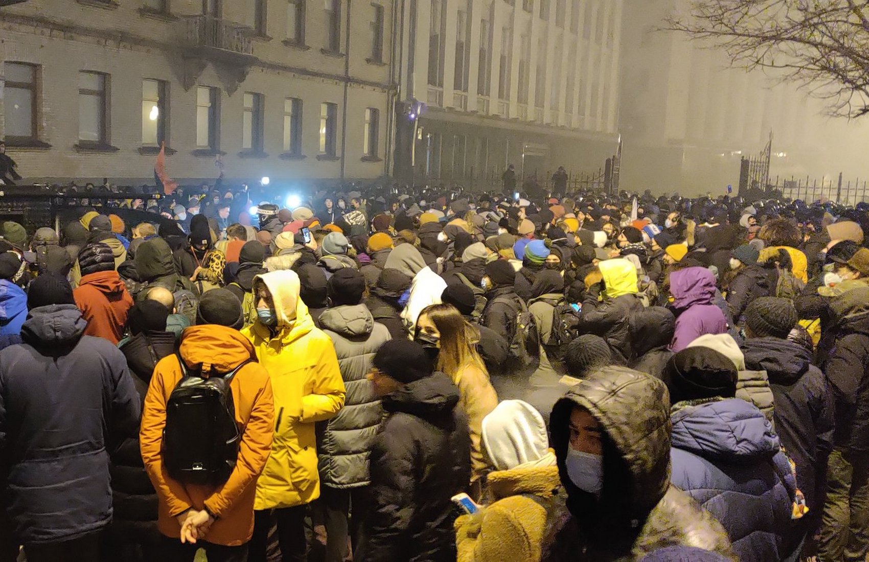 Сторонники Стерненко объявили бессрочную акцию протеста на 27 февраля