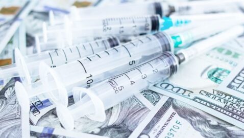 ВОЗ заплатит жителям бедных стран за побочные эффекты вакцинации от COVID-19