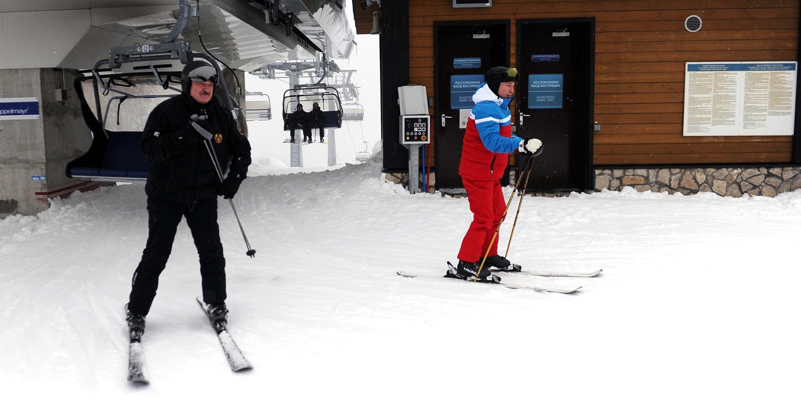Путин и Лукашенко покатались на лыжах и снегоходах (видео)