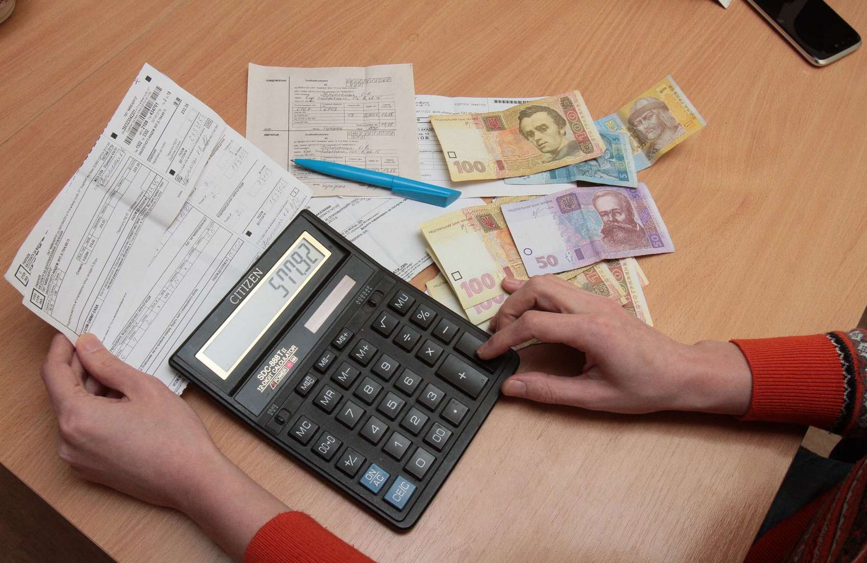 Песков: в России видят проблемы украинцев из-за резкого роста цен на ЖКХ