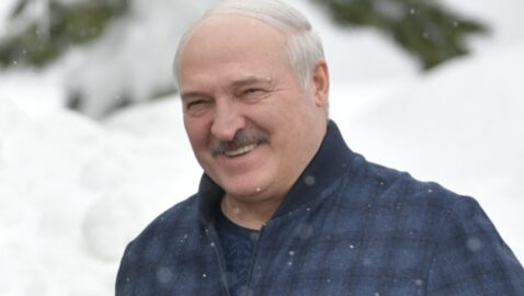 Лукашенко анонсировал создание белорусской вакцины против COVID-19