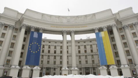 Украина призвала ввести санкции против РФ из-за разгона протестов