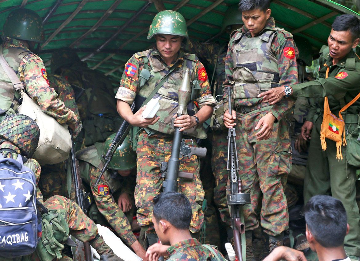 В Мьянме военные задержали президента и начали государственный переворот