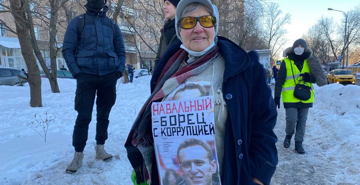 Во время суда над Навальным в Москве произошли задержания