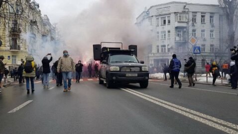 МВД поблагодарило сторонников Стерненко за мирную акцию под офисом Зеленского