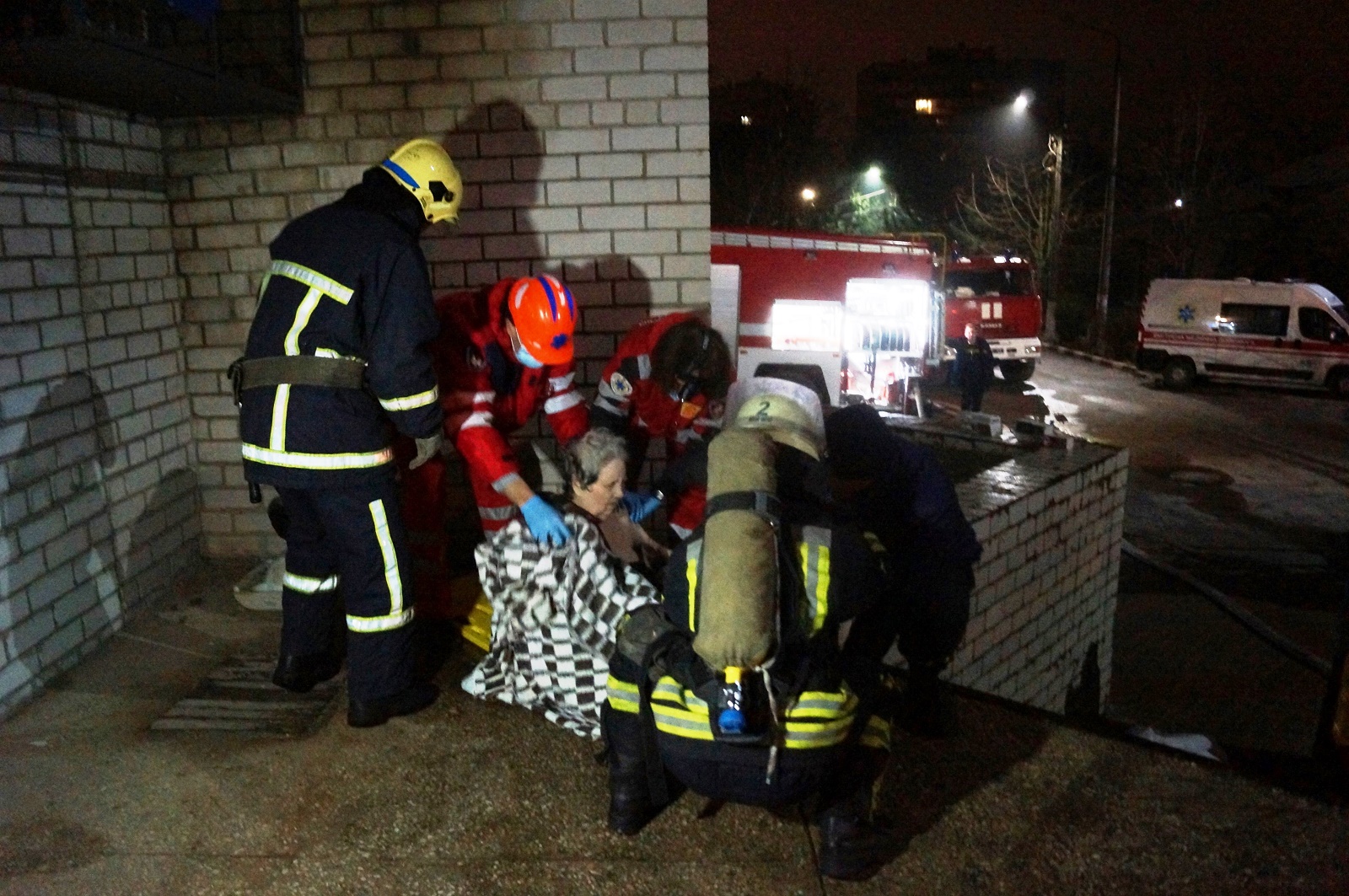 Пожар в COVID-больнице Запорожья: погибли четыре человека - 3 - изображение