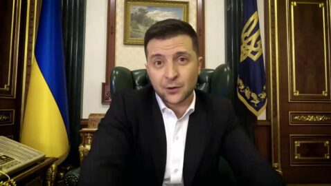 Зеленский по-русски объяснил, почему закрыл телеканалы (видео)