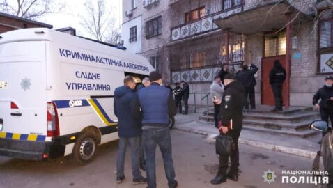 В центре Николаева в съемной квартире застрелили женщину