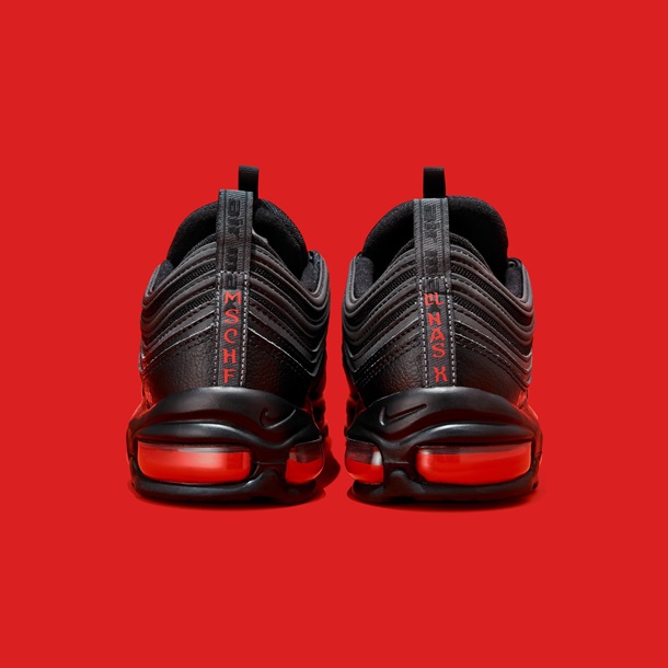 Nike подала в суд из-за «сатанинских» кроссовок с кровью - 3 - изображение