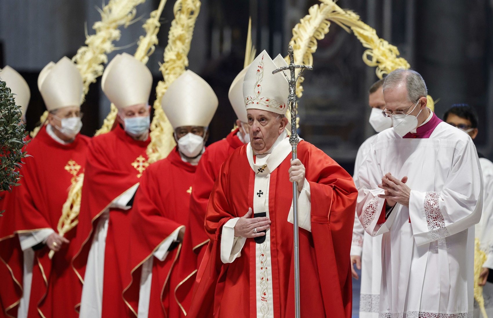 Папа Римский заявил, что дьявол использует COVID-19