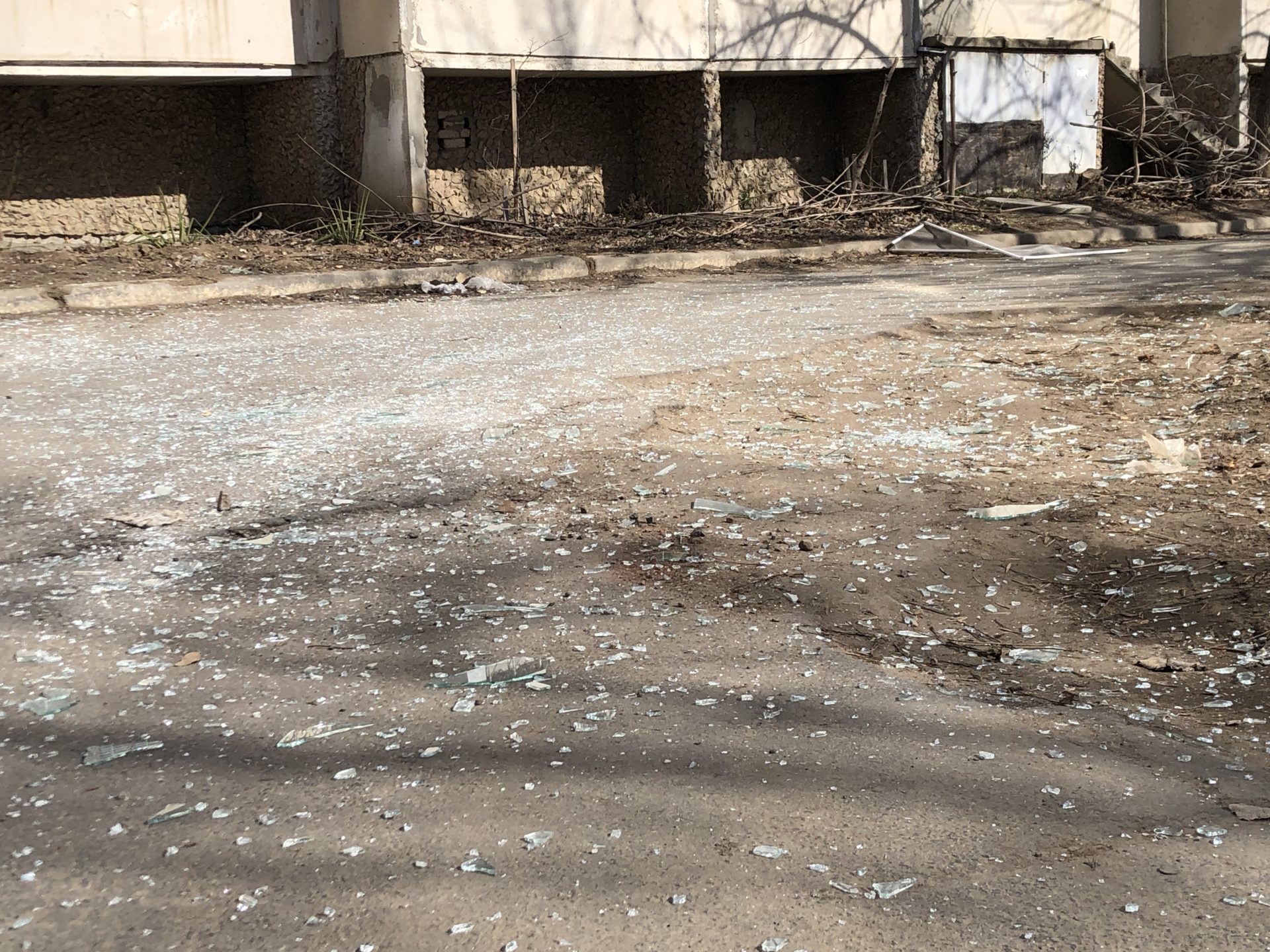 В Бердянске в жилом доме взорвалась граната: двое погибших - 5 - изображение
