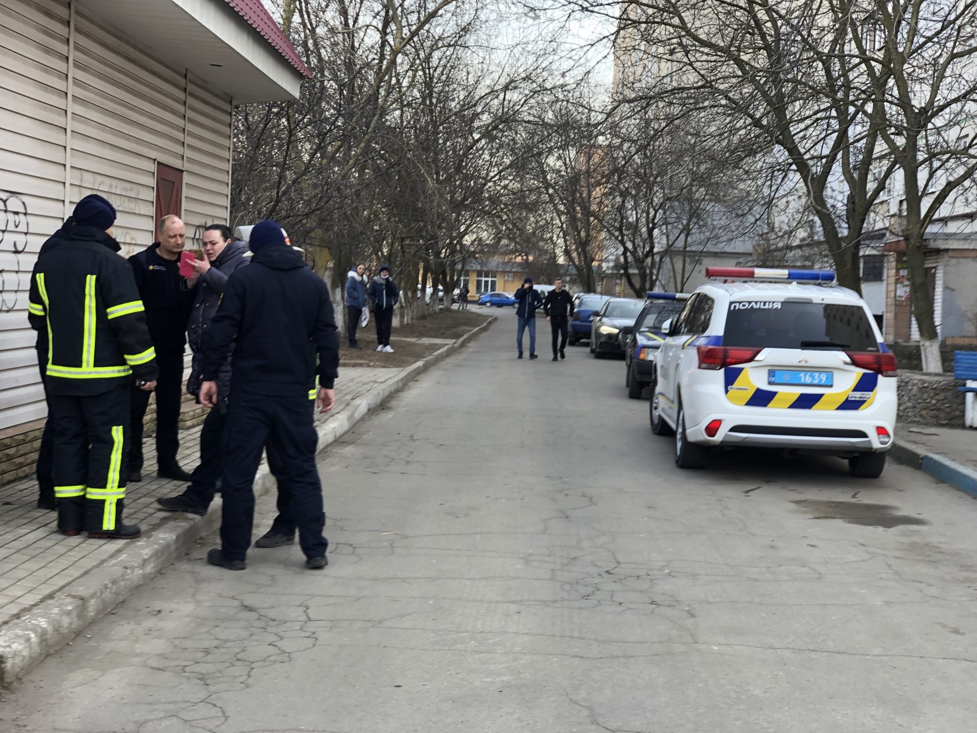 В Бердянске в жилом доме взорвалась граната: двое погибших - 3 - изображение