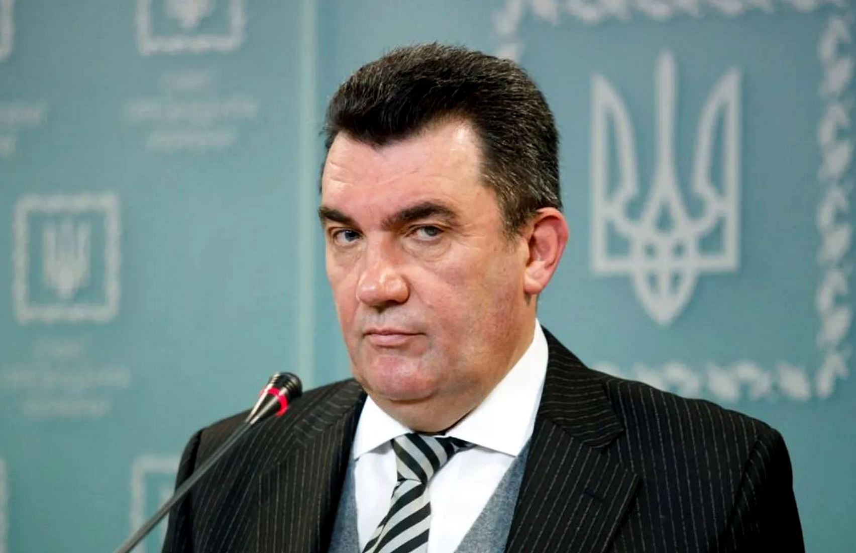Мэр Луганска, запретивший Донбасс. Что не так с секретарём СНБО Алексеем Даниловым?