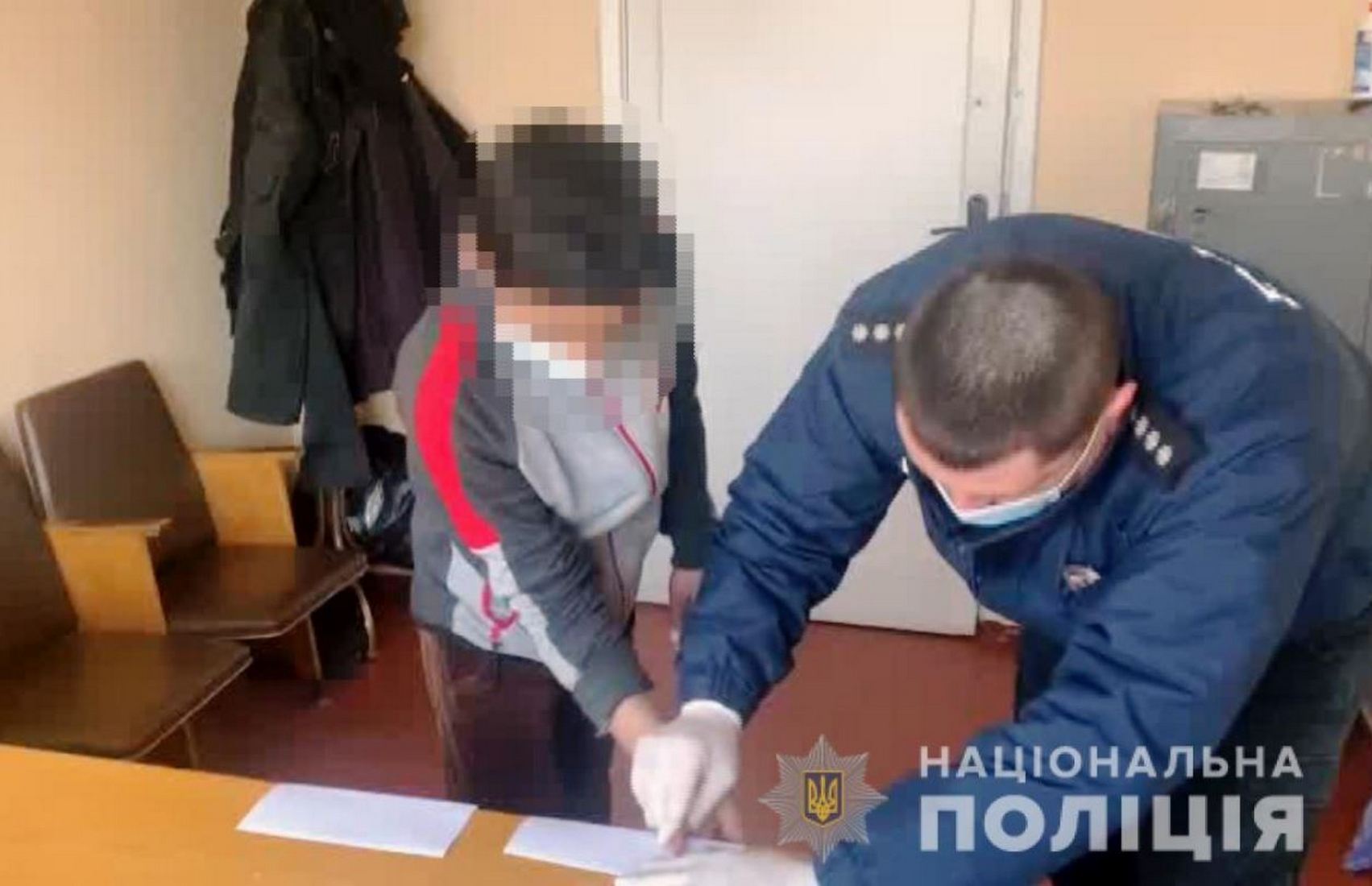Двое детей под Одессой забили насмерть бездомного из-за булочки