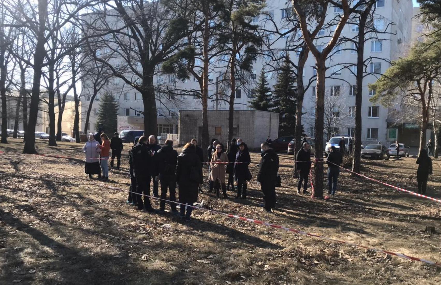 В Харькове рядом с больницей обнаружено тело младенца, который умер несколько месяцев назад