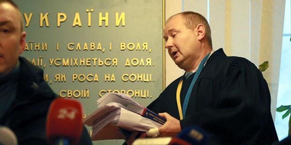 Адвокат украл. Судья Чаус. Украинская судья. Молдавские судьи. Судья высшего антикоррупционного суда Крикливый.