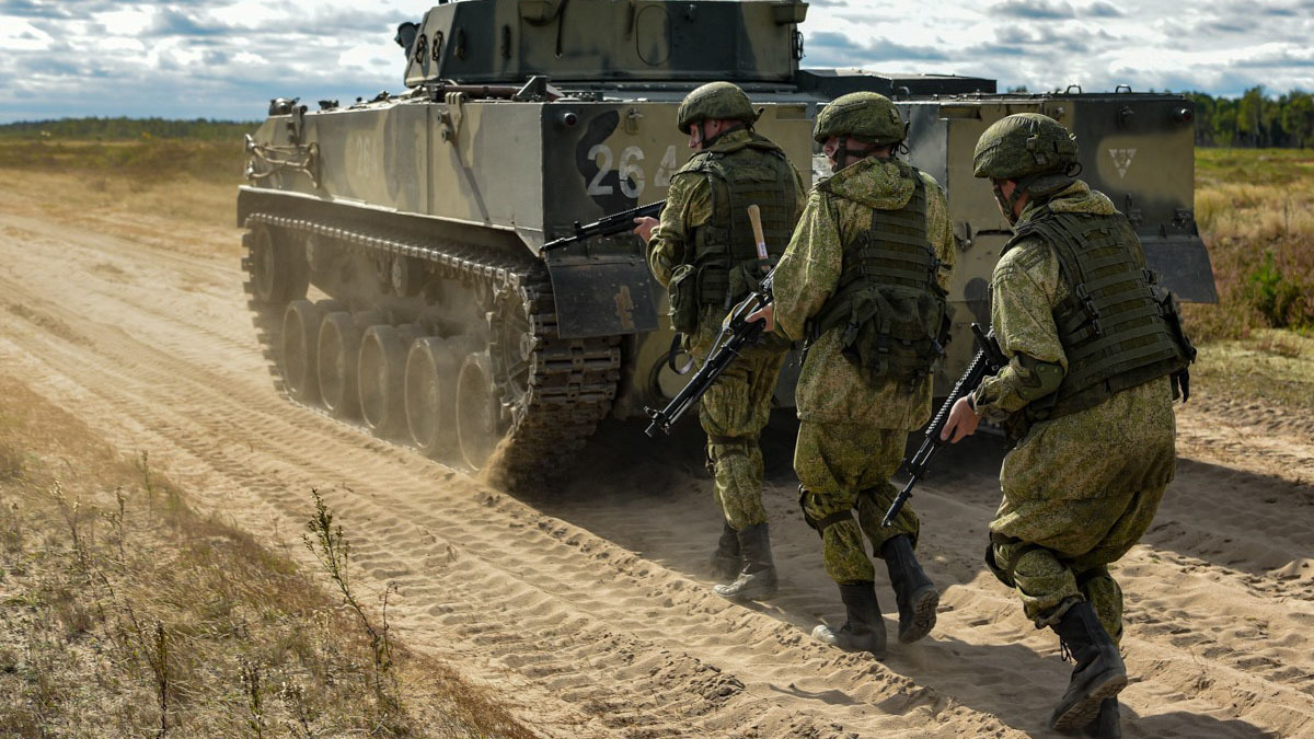 Россия объявила об отводе войск от границ Украины