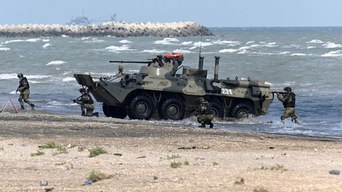 Россия объявила о начале масштабных военных учений в Крыму