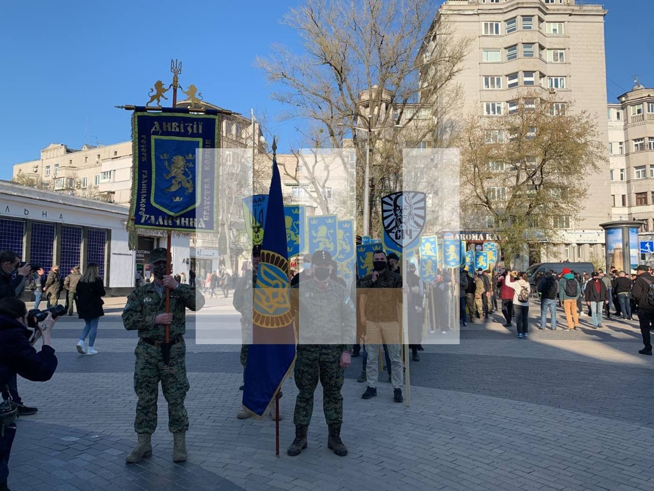 В центре Киева проходит марш в честь СС «Галичина» (фото)