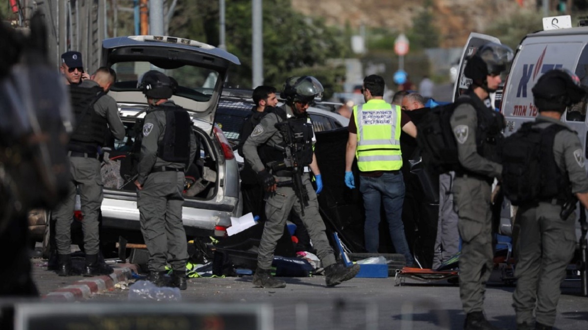 В Иерусалиме автомобиль влетел в толпу, есть пострадавшие (видео, фото)