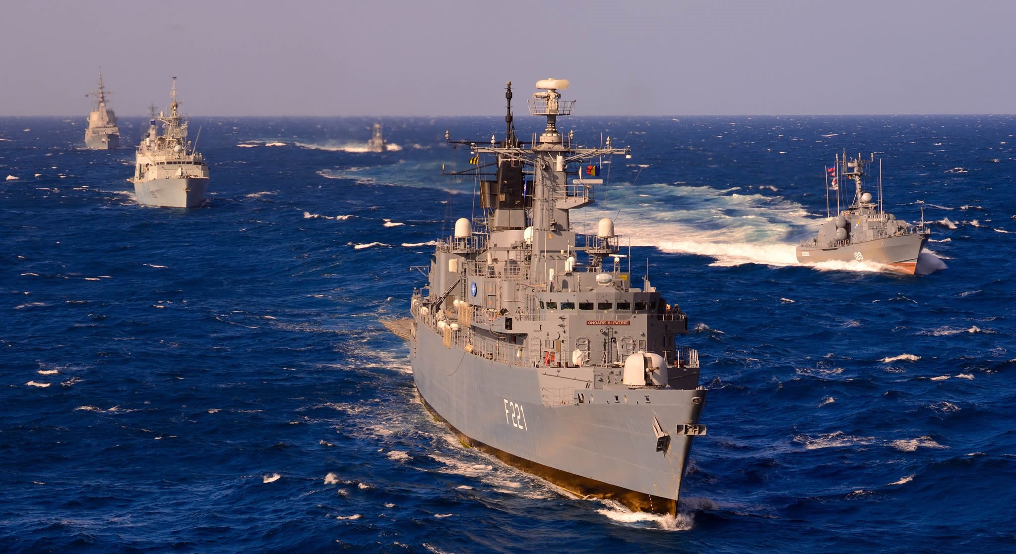 Американский адмирал допустил нападения на корабли ВМФ РФ в Чёрном море