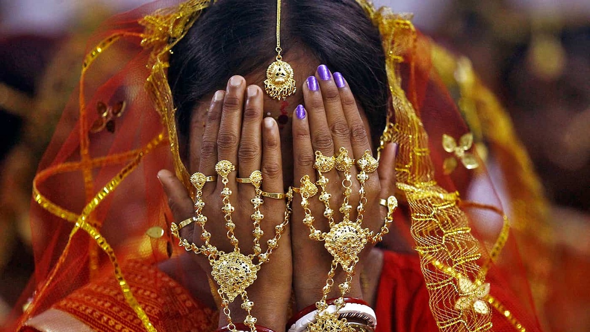 В Индии невеста умерла во время свадьбы, замуж выдали её сестру