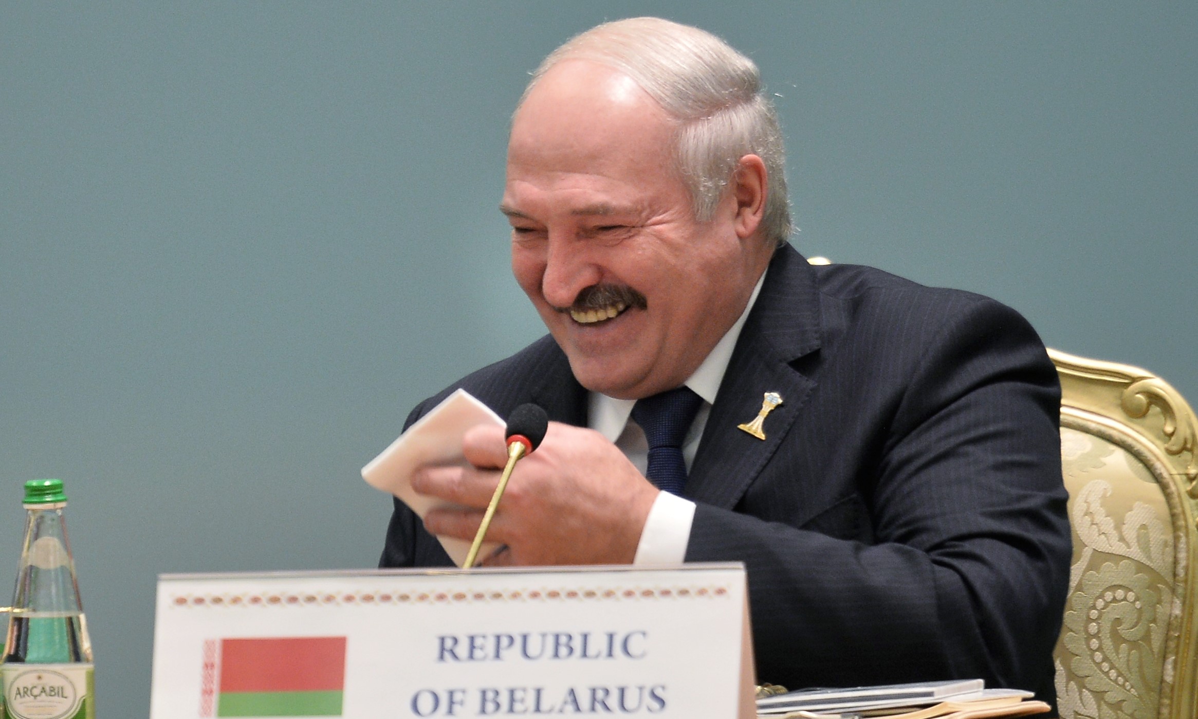 Лукашенко запретил СМИ освещать несогласованные акции протеста в прямом эфире