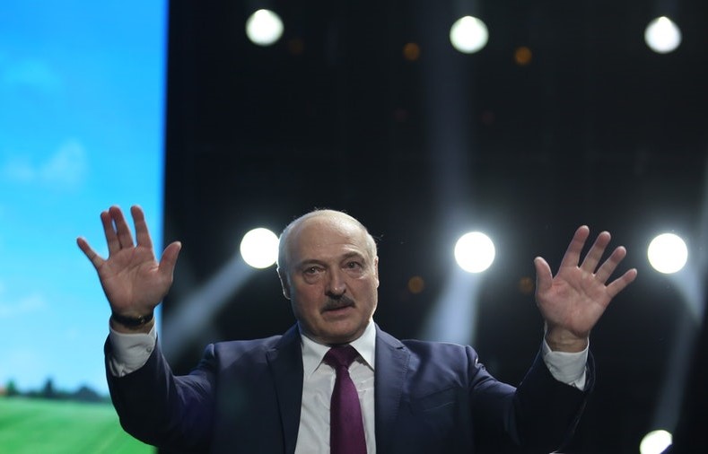 «Должны ещё сто лет вперёд стоять на коленях». Ключевые заявления Лукашенко в ответ на санкции Запада