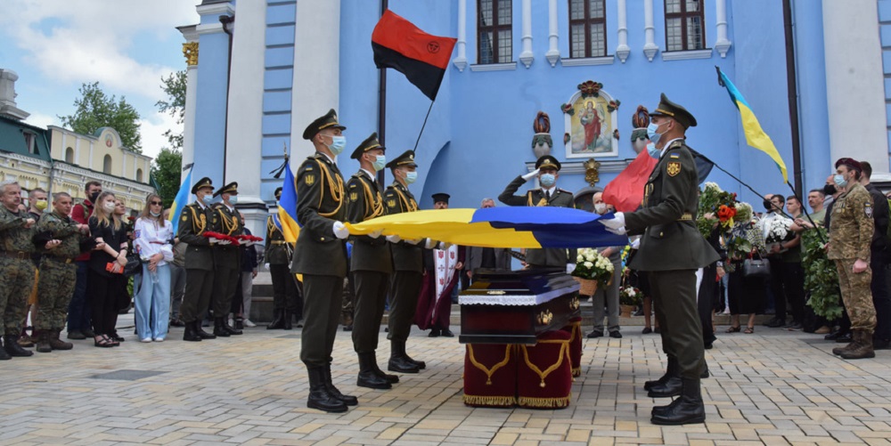 Президентский полк принял участие в похоронах ветерана СС «Галичина» (фото)