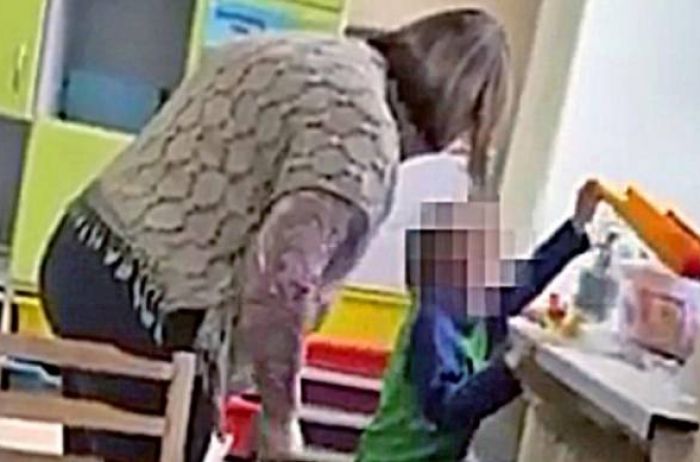 В Киеве учительница избила ребенка с аутизмом (видео)