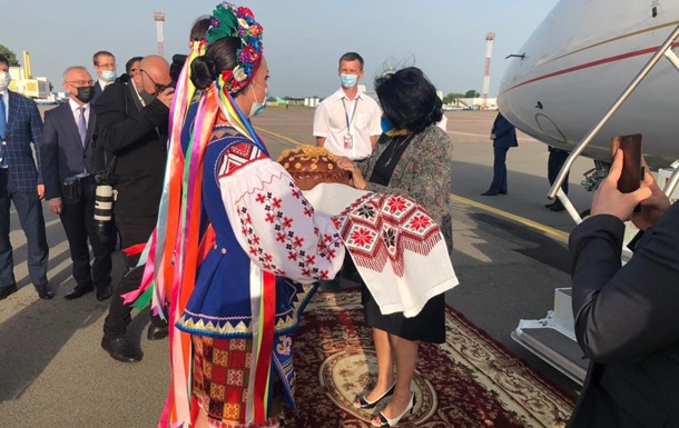 Президент Грузии прибыла в Украину (фото)