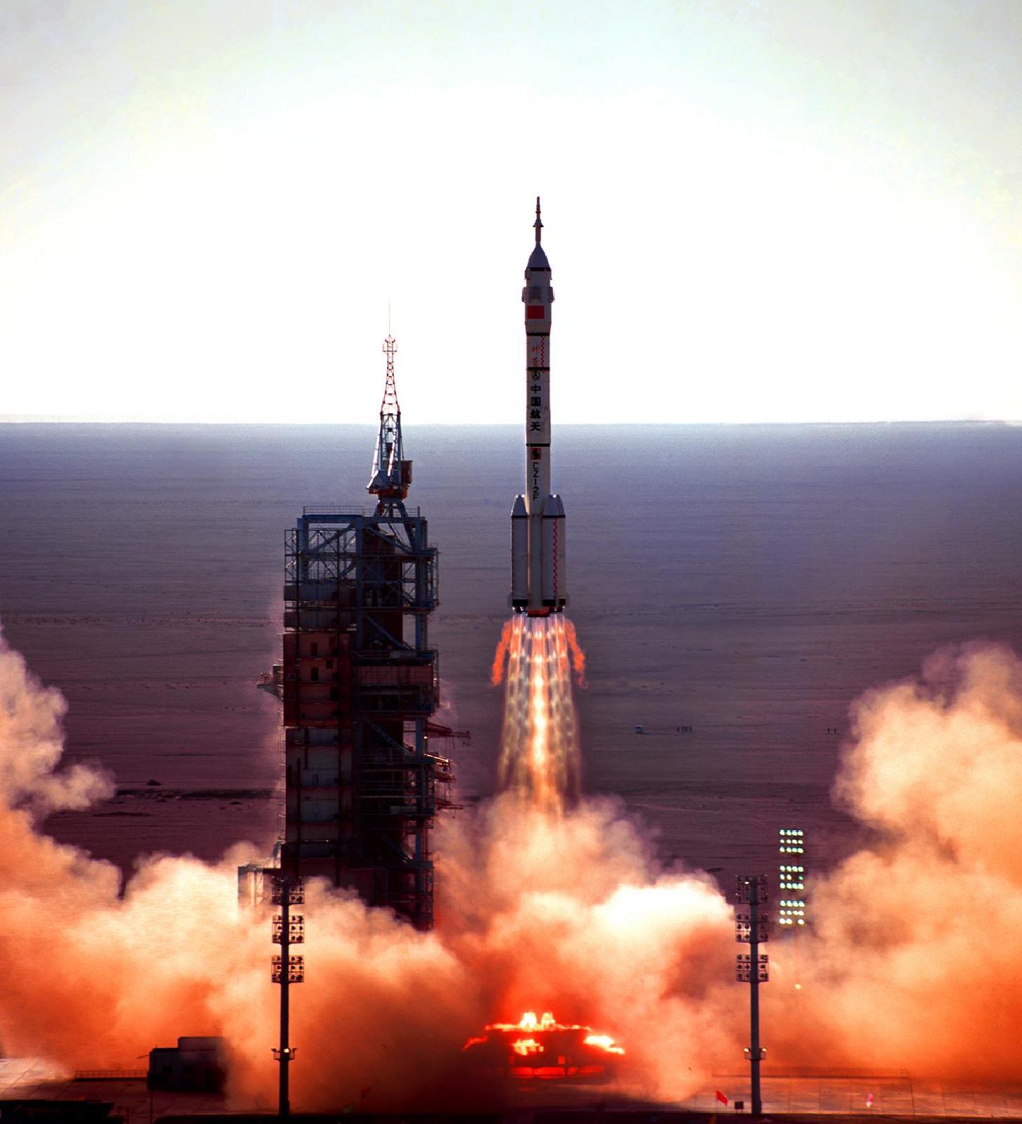 Космическая станция, лунная программа и «квантовая коммуникация»: как Китай стал одним из лидеров по освоению космоса - 2 - изображение