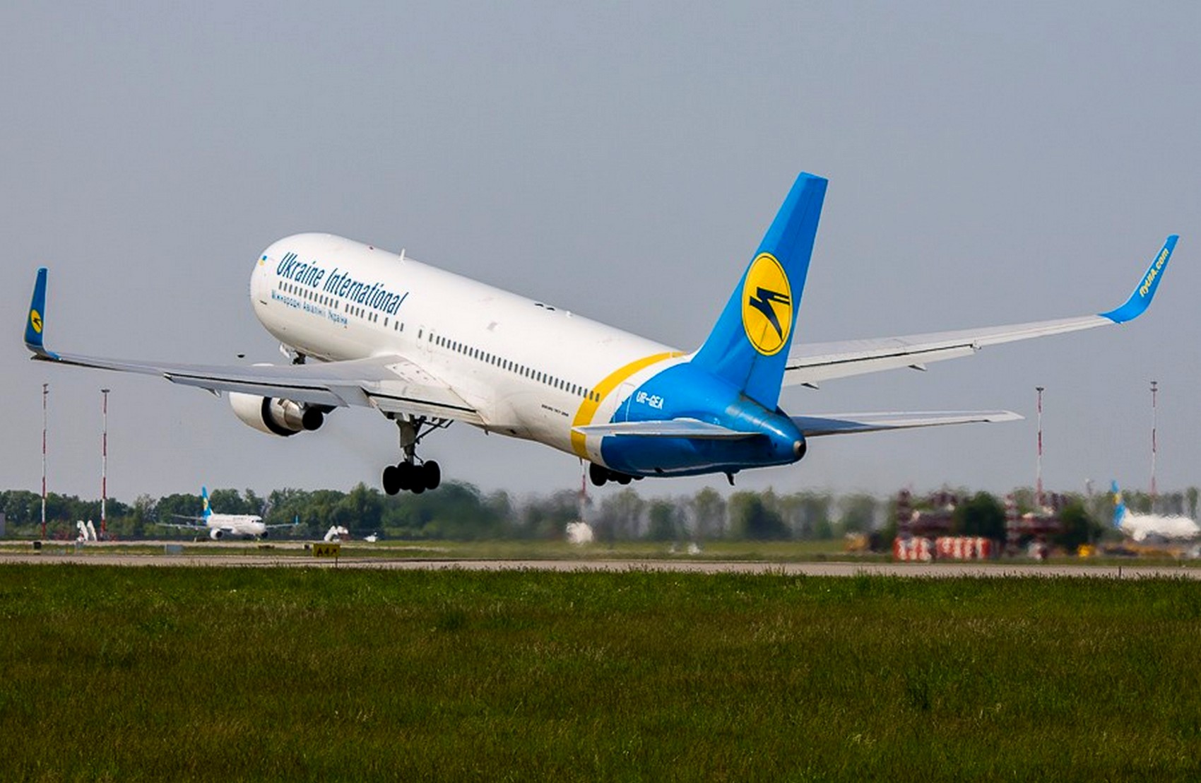 В Борисполе самолёт МАУ улетел в Турцию без пассажиров (видео)