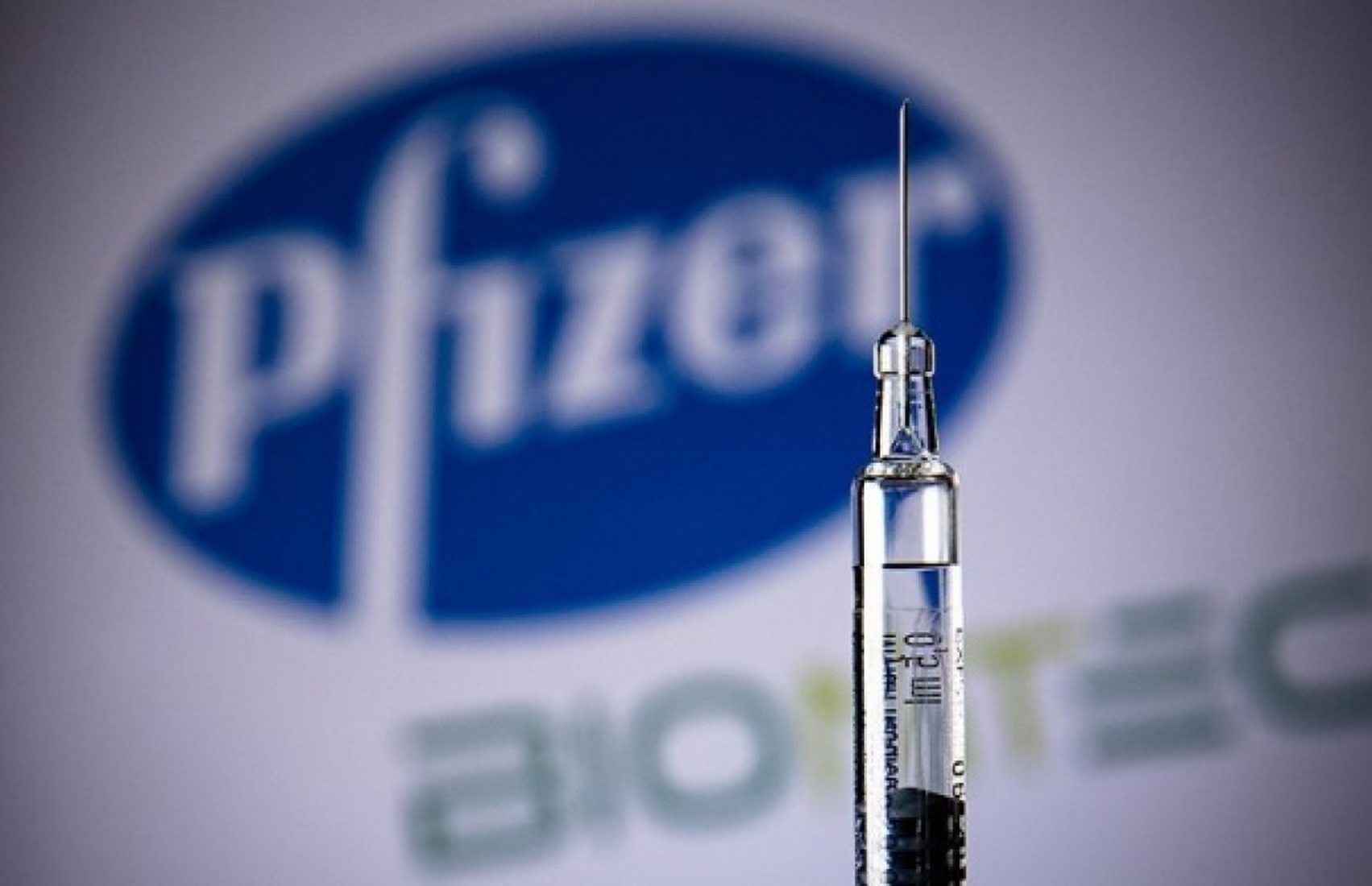 Нардепы будут вакцинироваться препаратом Pfizer