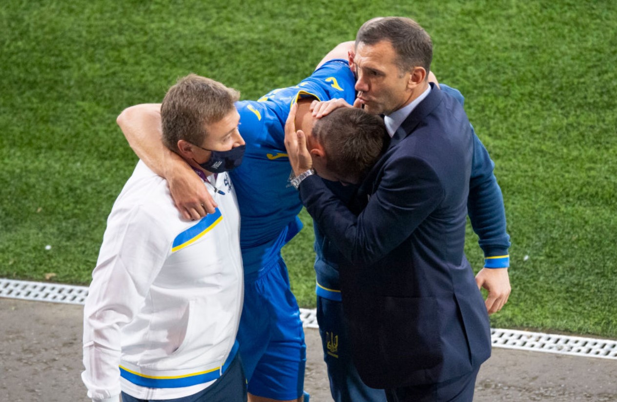 «Удар был очень серьезным». Шевченко прокомментировал травму Беседина в матче Украина — Швеция