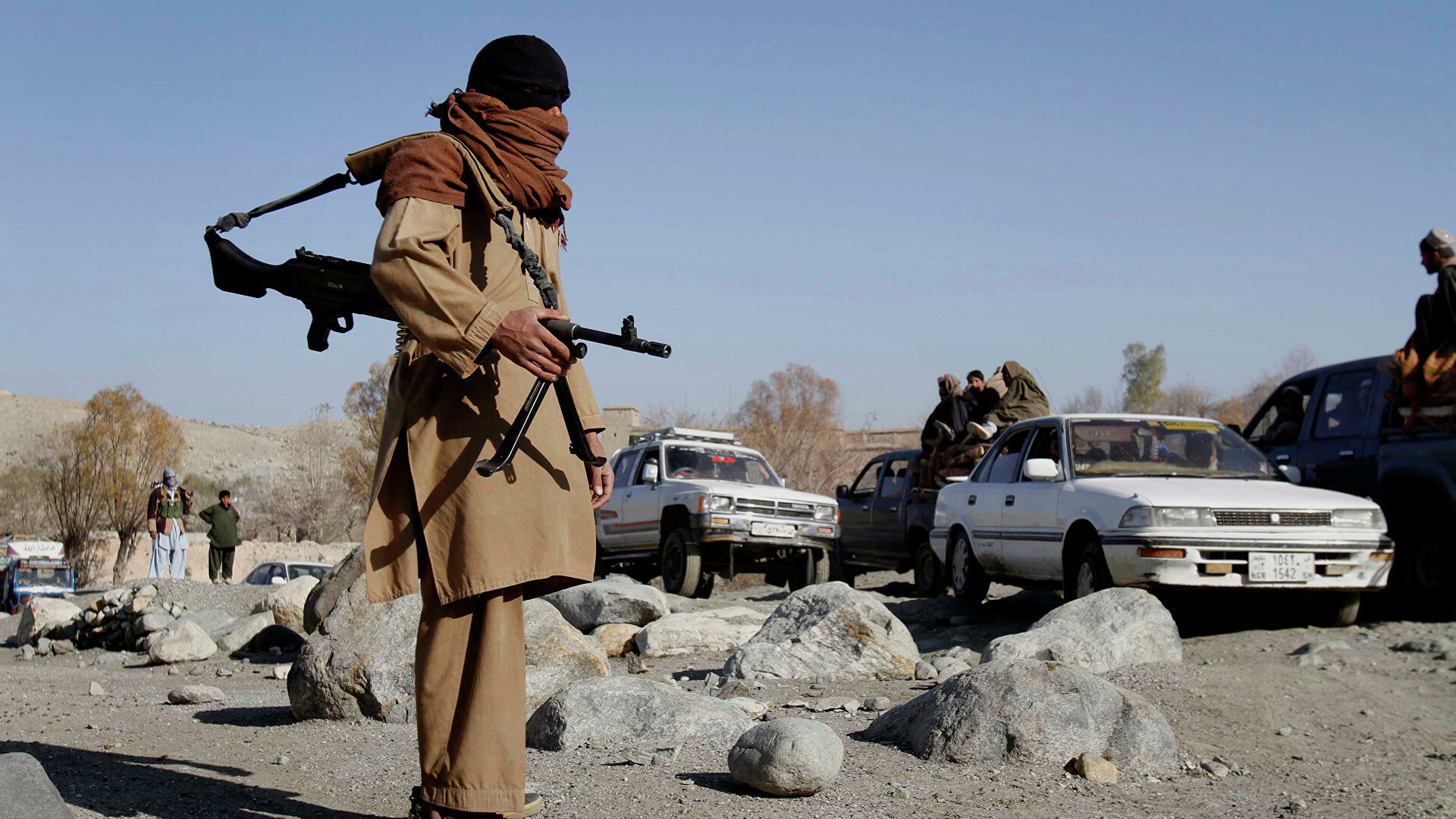 В Афганистане талибы напали еще на один город: идут бои, есть жертвы