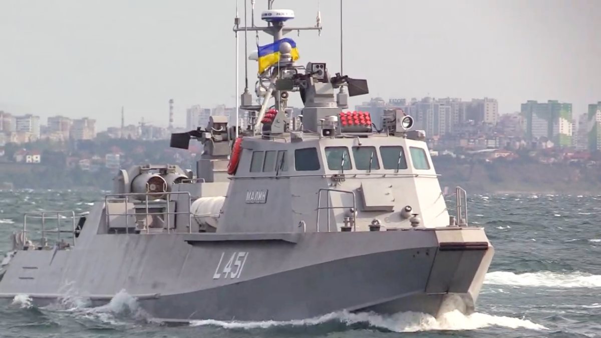 ГБР обвинило компанию Порошенко в поставках некачественных бронекатеров для ВМС ВСУ