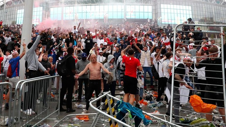 Беспорядки в Лондоне на Евро-2020: Захарова припомнила Британии «русских футбольных хулиганов»