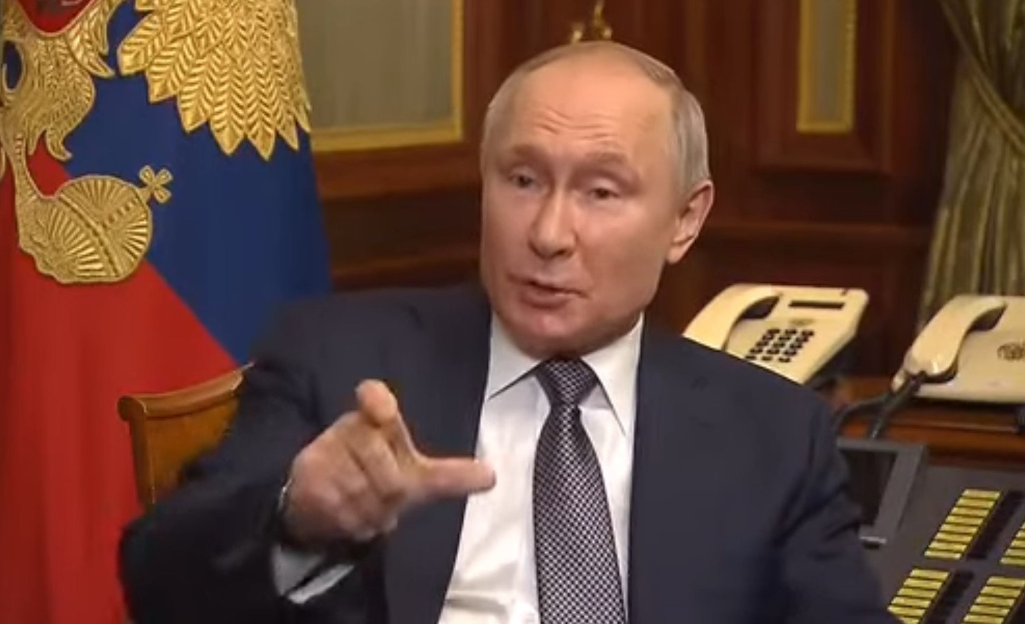 Путин заявил о недопустимости обсуждения СП-2 в «нормандском формате»