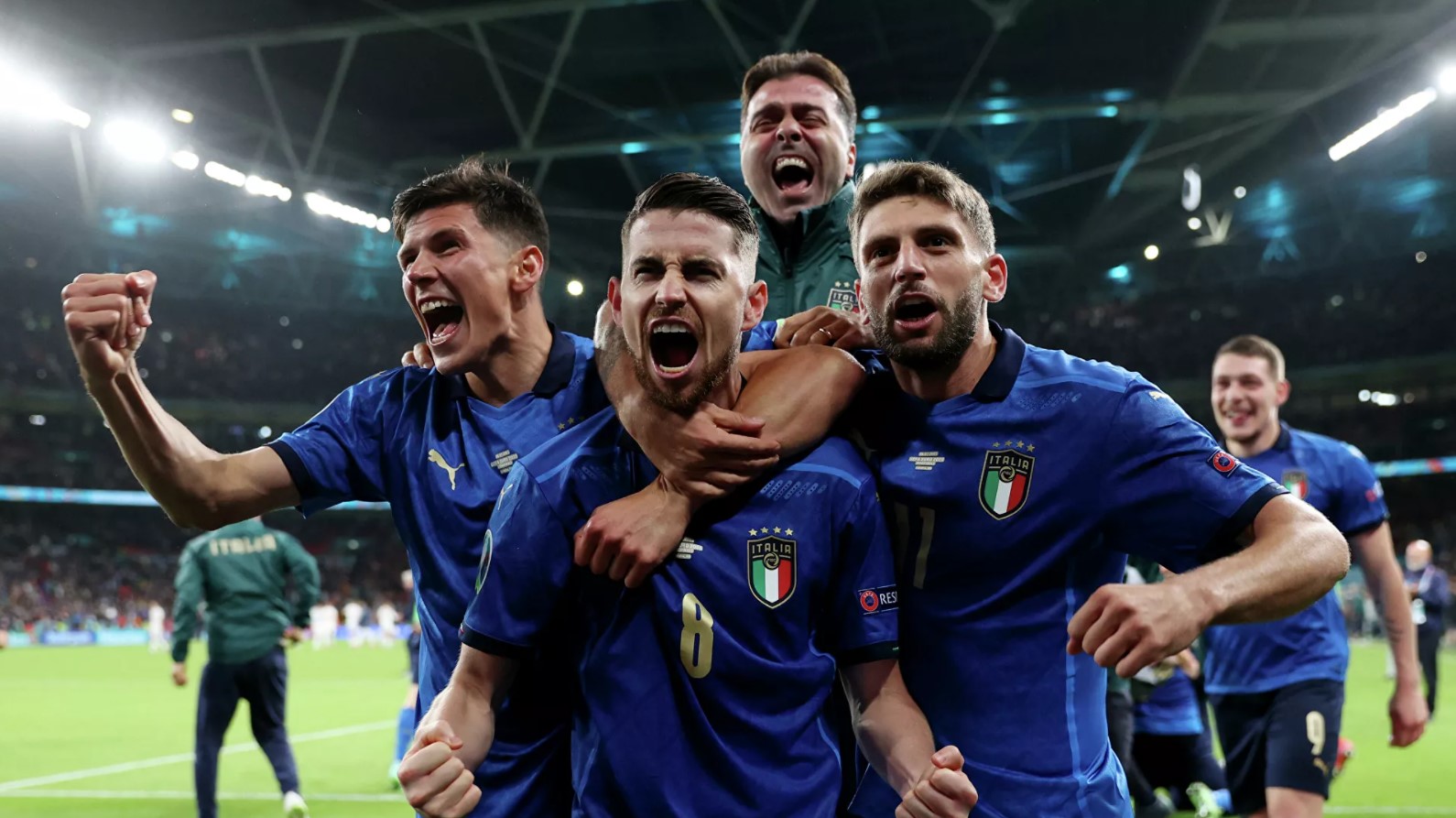 Сборная Италии победила Испанию и стала первым финалистом Евро-2020 (фото)