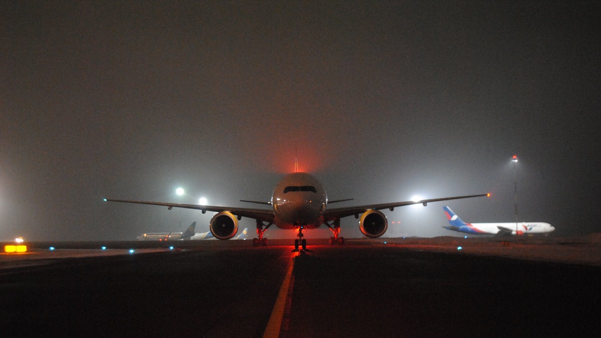 В Киеве приземлился третий рейс из Кабула (фото)