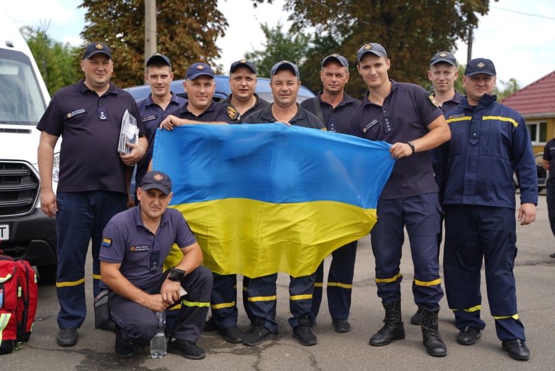 100 украинских пожарных вылетели в Грецию (фото)